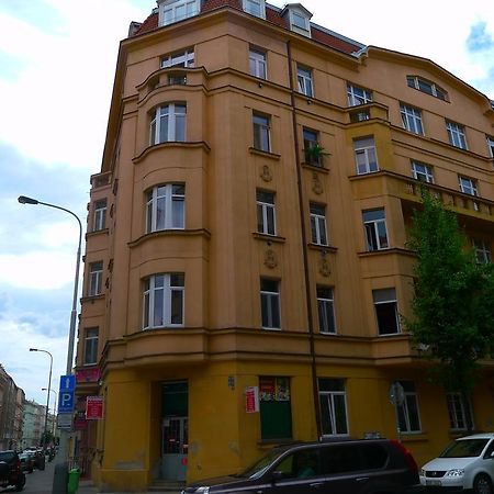 Cozy Modest Room For 2 Or 3 Persons Prag Exteriör bild